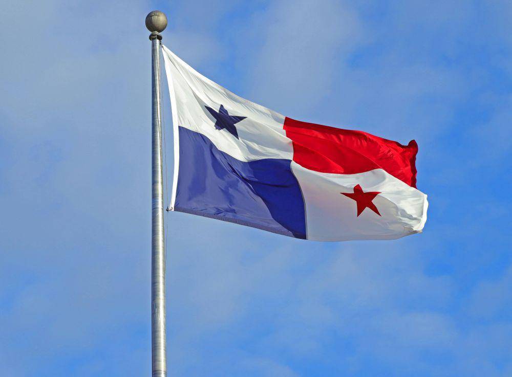 bendera Panama (pexels.com/Esdras Jaimes)