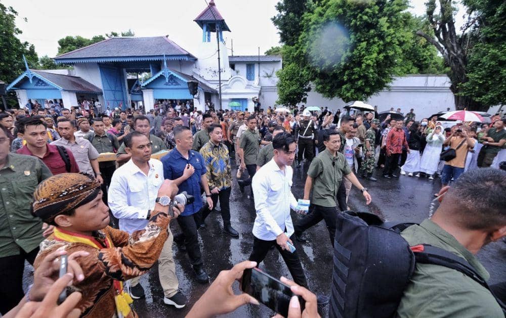 Dikunjungi Wapres, Warga Bisa Nikmati Alun-alun Keraton Surakarta