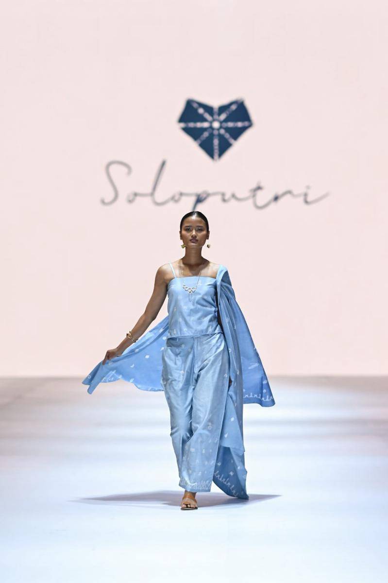 Koleksi Soloputri di Jakarta Fashion Week 2025 (dok. Jakarta Fashion Week)