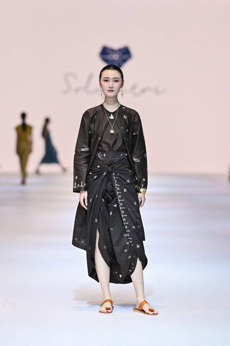 Koleksi Soloputri di Jakarta Fashion Week 2025 (dok. Jakarta Fashion Week)