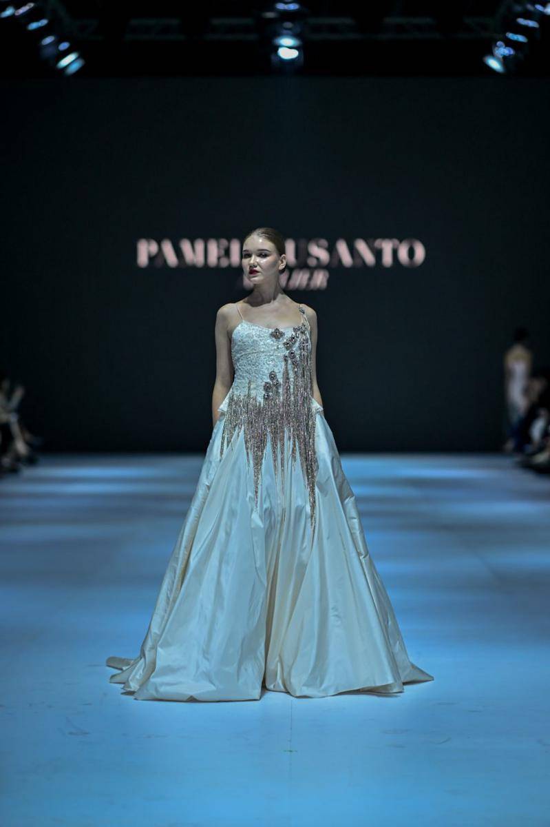 Koleksi Pamela Usanto di Jakarta Fashion Week 2025 (dok. Jakarta Fashion Week)