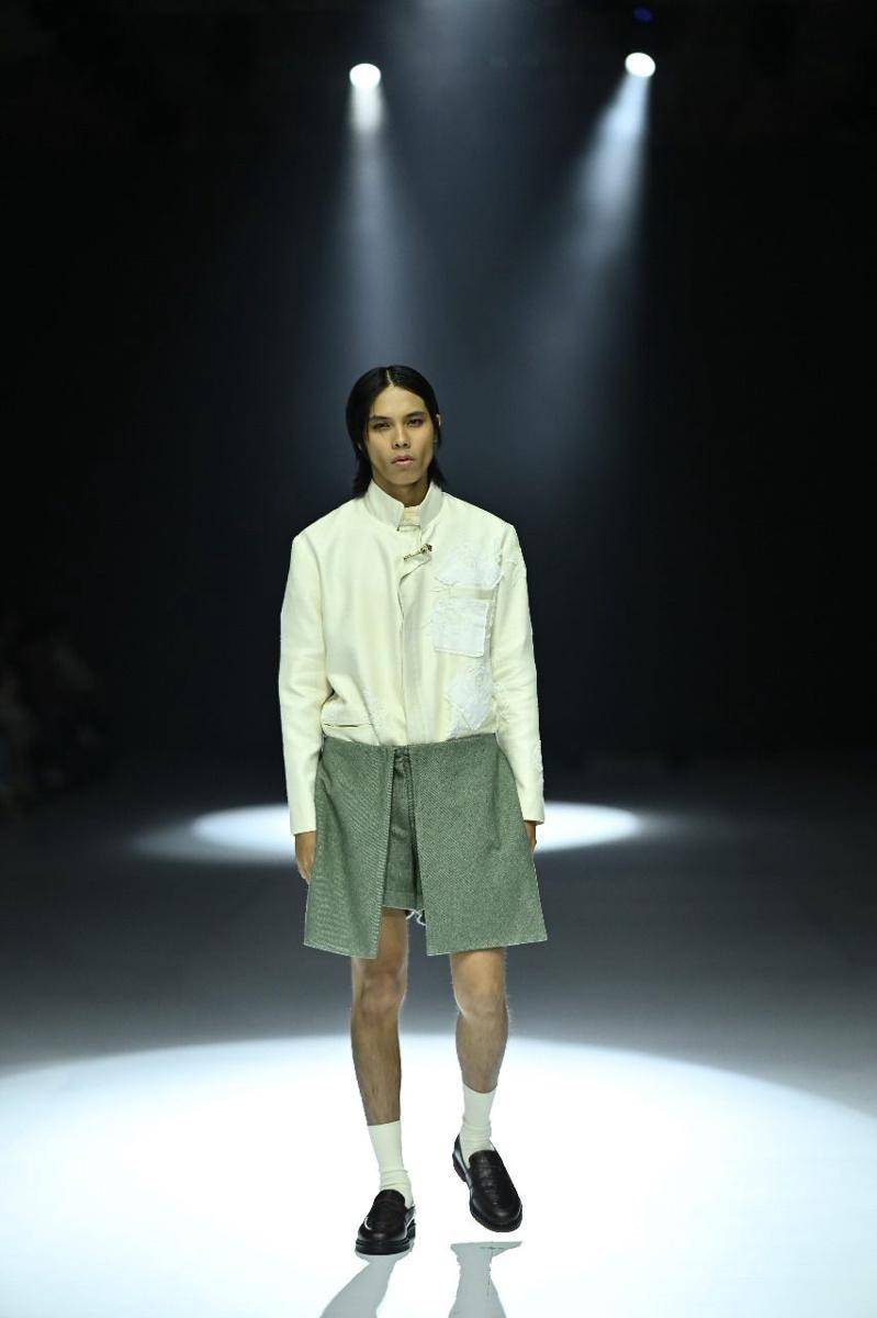 Koleksi Tanah Le Sae di JFW 2025. 24 Oktober 2024. (Jakarta Fashion Week / Dandy Hendrata)
