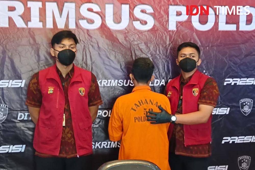 Tersangka pegadaian ilegal (IDN Times/Ayu Afria)
