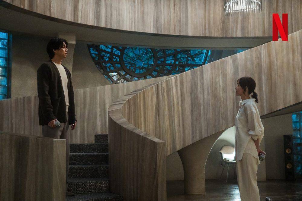 cuplikan Gong Yoo dan Seo Hyun Jin di The Trunk (dok. Netflix/The Trunk)
