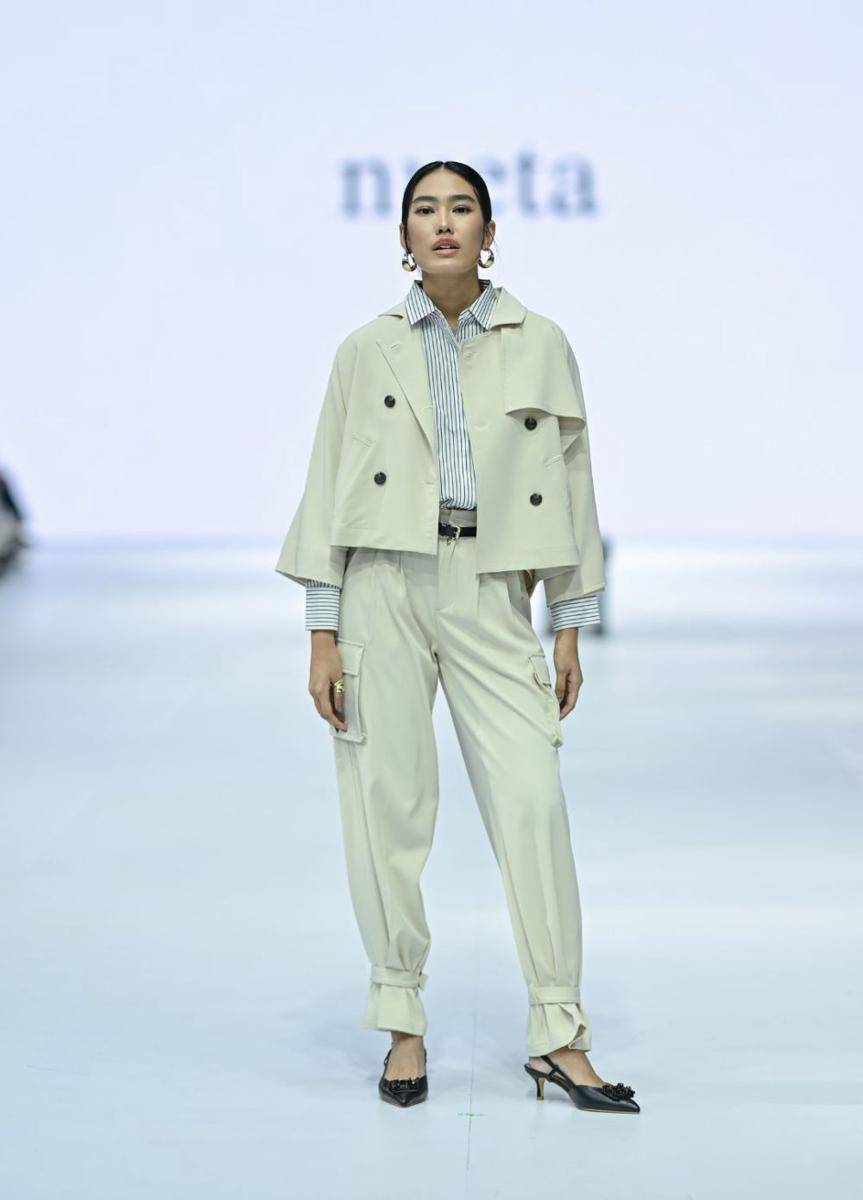 koleksi Nueta di Jakarta Fashion Week 2025 (dok. Jakarta Fashion Week/Dandy Hendrata)