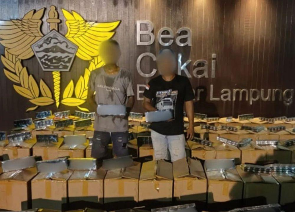 828 Ribu Batang Rokok Ilegal dari Jawa Diungkap di Bakauheni