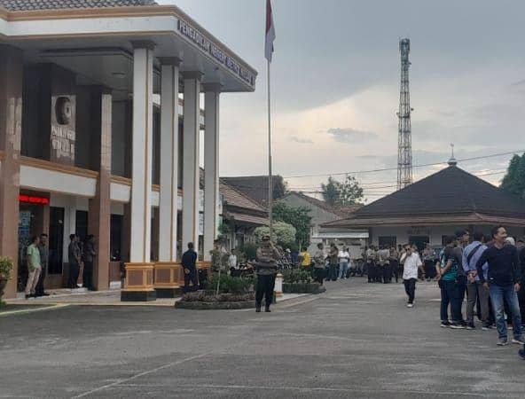 Sidang vonis petahana Cawawalkot Metro, Qomaru Zaman di PN Metro. (IDN Times/Istimewa).