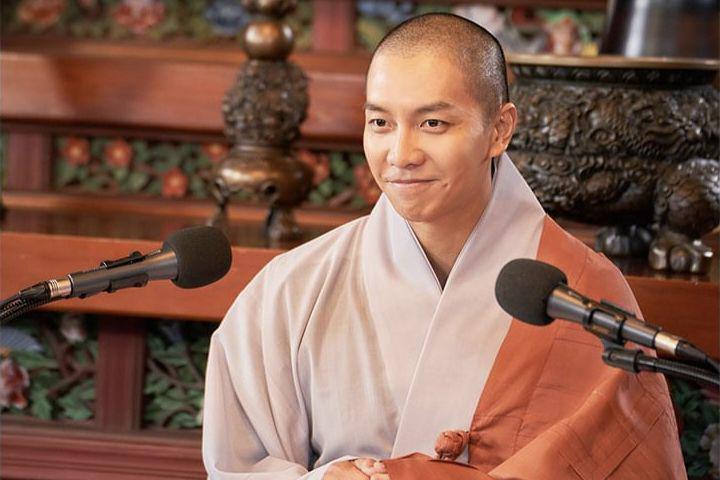 Fakta Peran Lee Seung Gi di Film About Family, Jadi Biksu Terkenal