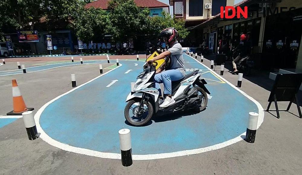 Suasana ujian SIM di sarpras Satlantas Polres Magetan. IDN Times/Riyanto.