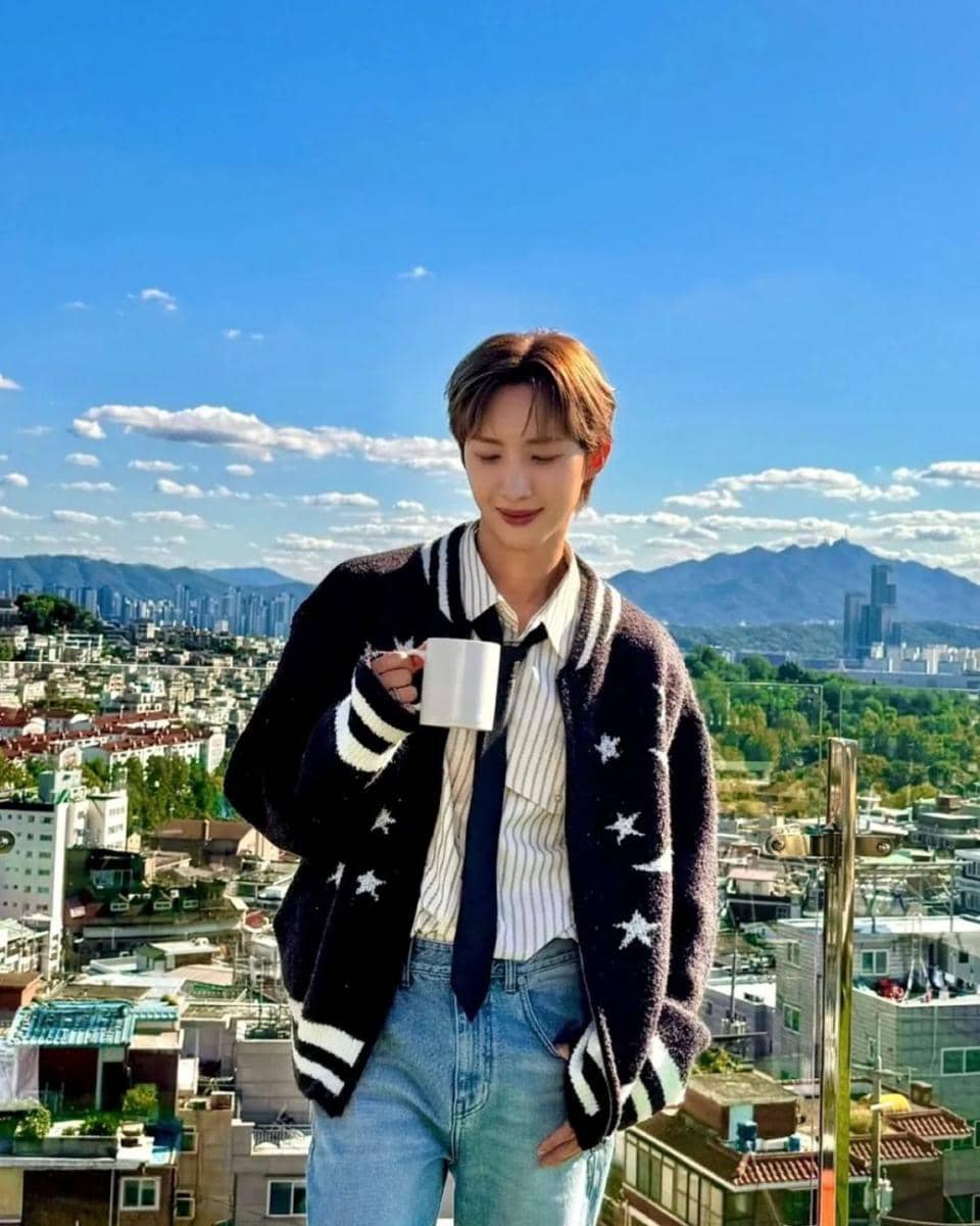 day out outfit ala Hui Pentagon (instagram.com/@huitag_me)