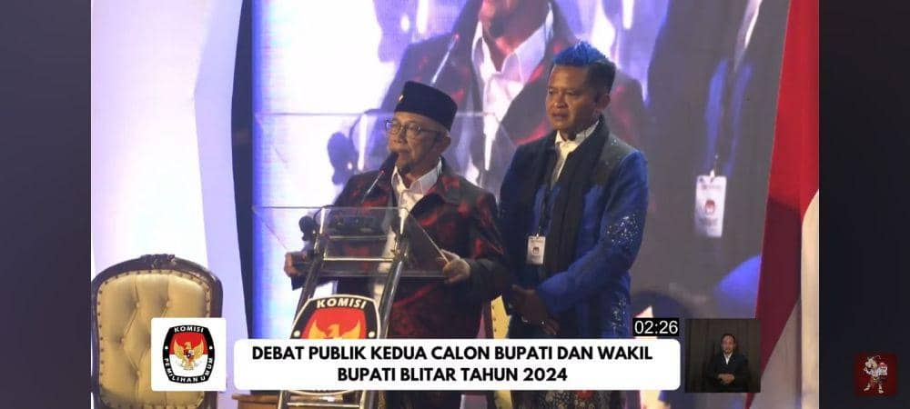 Paslon nomor urut 01 Pilkada Kabupaten Blitar saat mebacakan visi misi. IDN Times/ istimewa