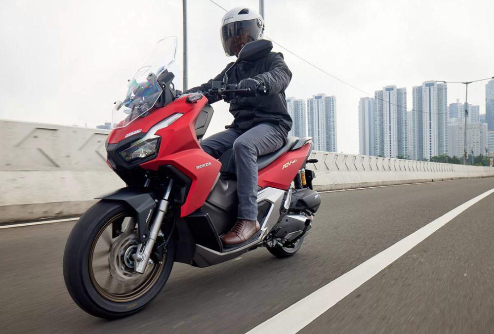 Apakah Busi Iridium Cocok Buat Motor Harian?