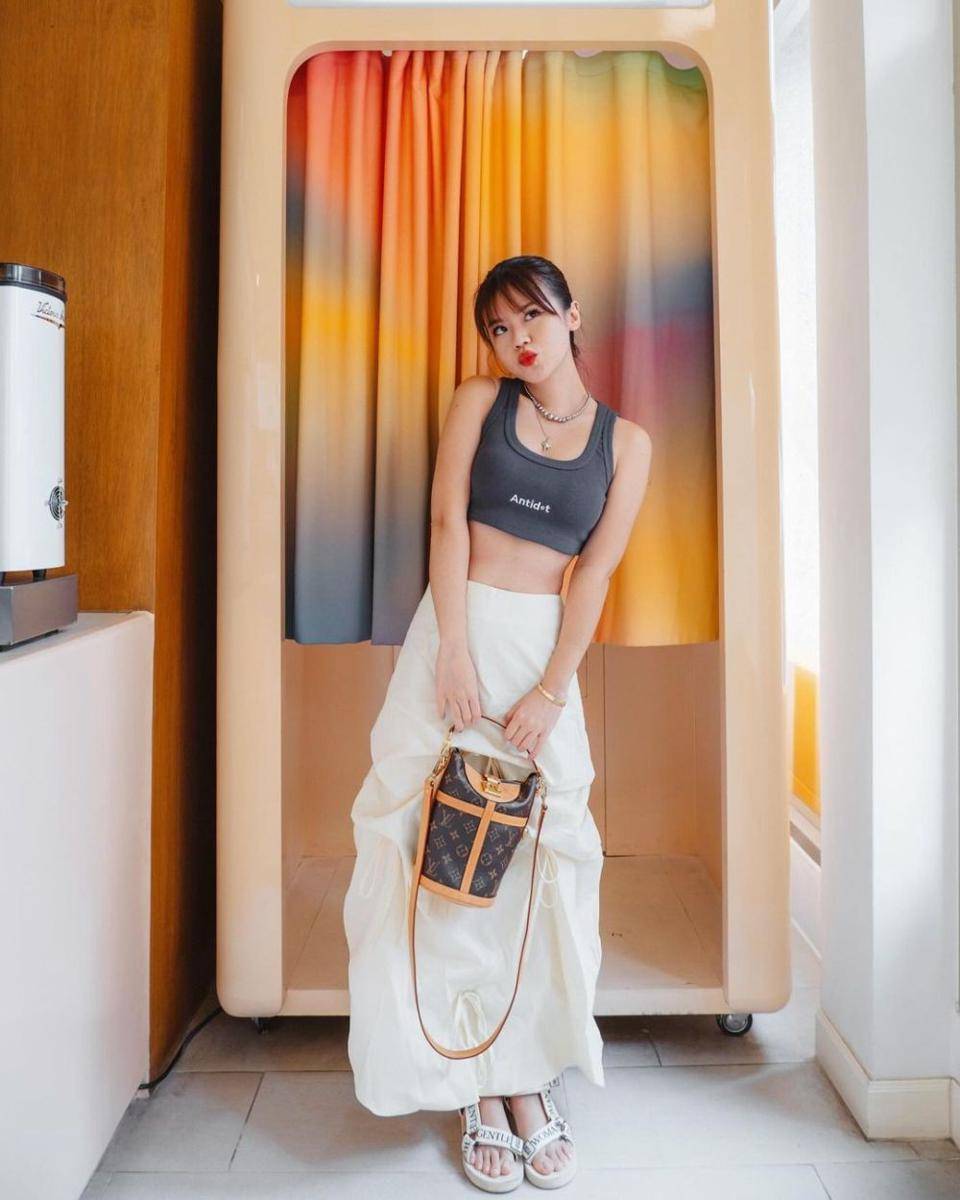 OOTD Titan Tyra (instagram.com/titantyra)