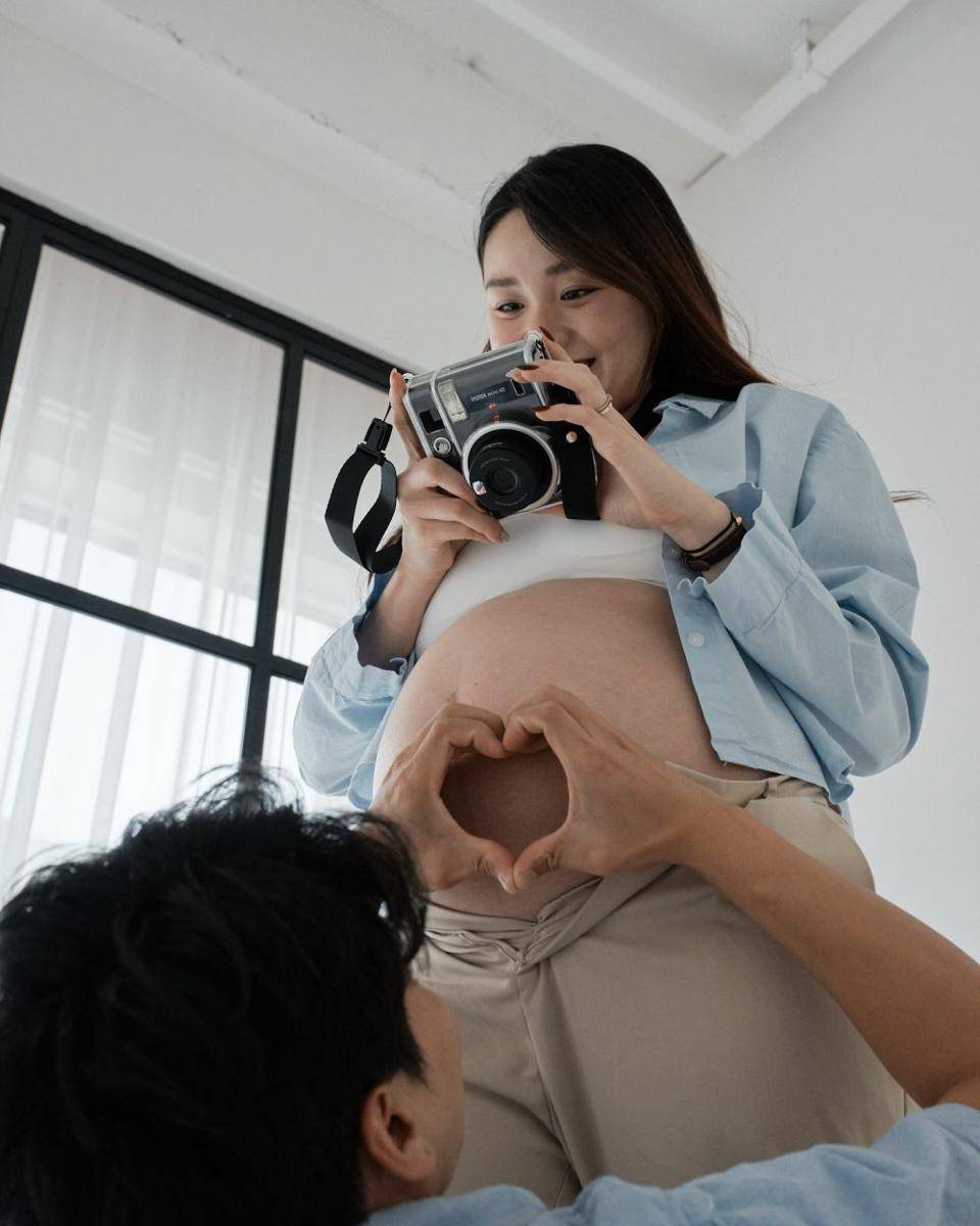 potret maternity istri Jang Hansol (instagram.com/jeanetteongtoo)