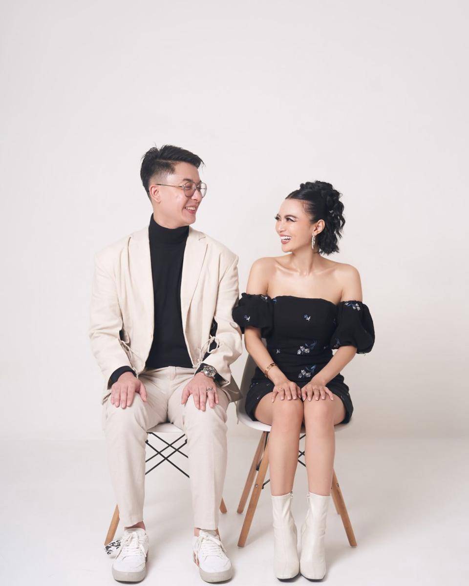 potret photoshoot Wika Salim dan kekasih (instagram.com/wikasalim)