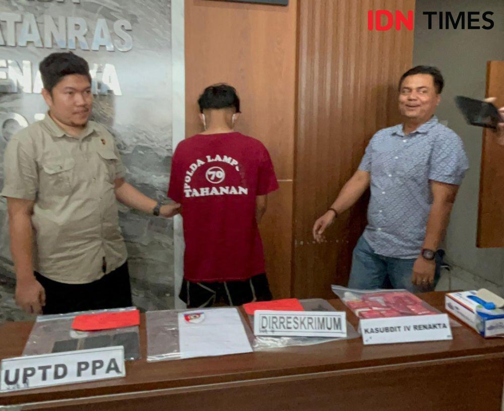 Bisnis Lendir Via MiChat, Pemuda 18 Tahun Ditangkap Polda Lampung