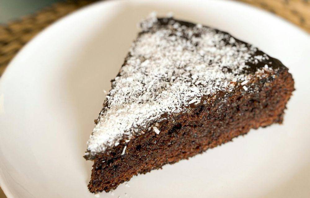 ilustrasi brownies kelapa panggang (pexels.com/Jessica Bonafede)