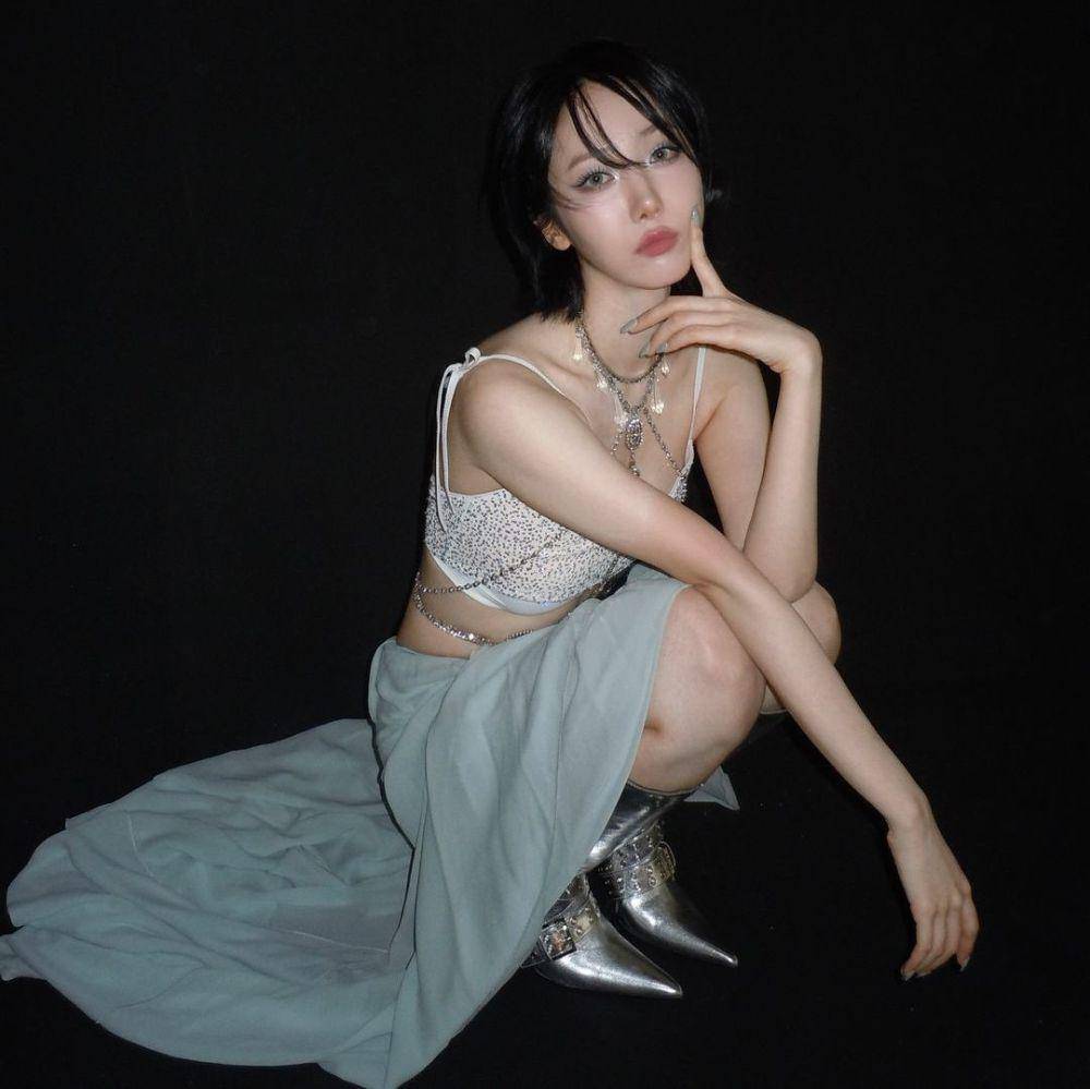 SinB VIVIZ (instagram.com/bscenez)