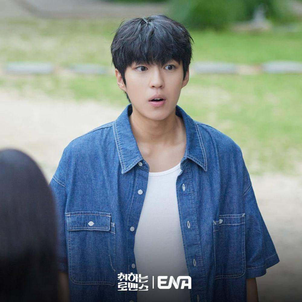Oh Chan Hwi (Baek Sung Chul) di drakor Brewing Love (instagram.com/channel.ena.d)