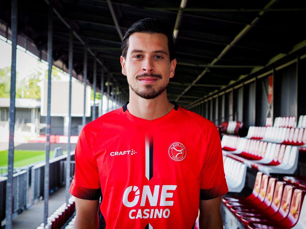 Rapor 4 Gelandang Baru Almere City pada Awal 2024/2025, Ada Thom Haye!