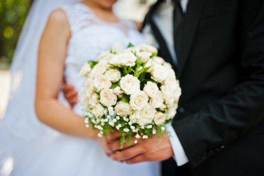 10 Jenis Bunga yang Cocok Buat Buket Pernikahan, Simbol Cinta Abadi