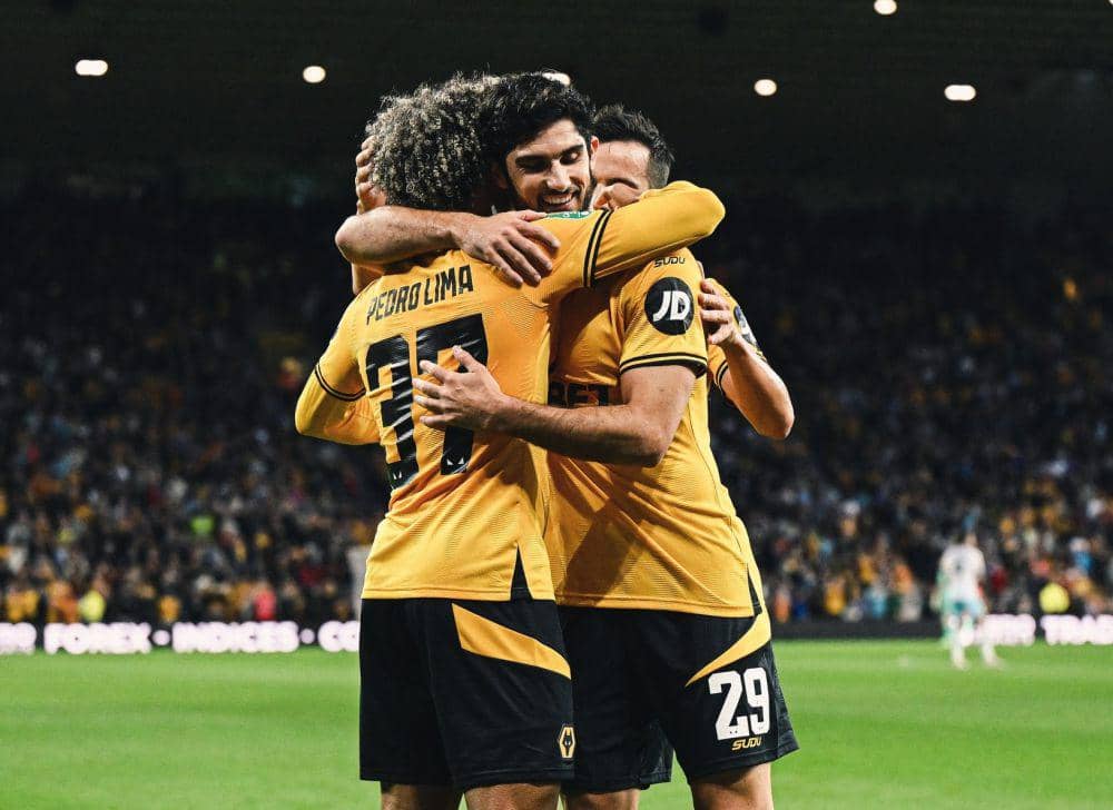 Pemain Wolverhampton saat merayakan gol. (instagram.com/wolves)