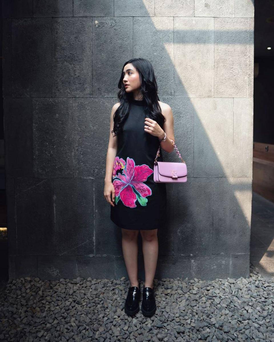 OOTD Febby Rastanty (instagram.com/febbyrastanty)