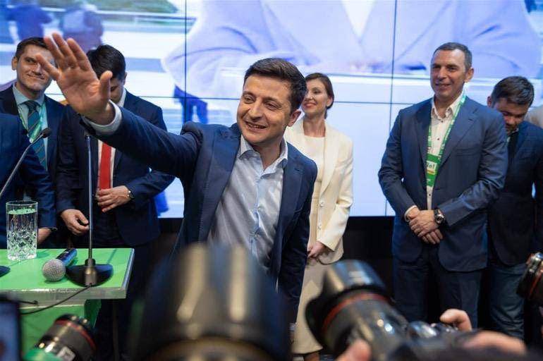 Potret Volodymyr Zelenskiy. (x.com/@zorlu77)