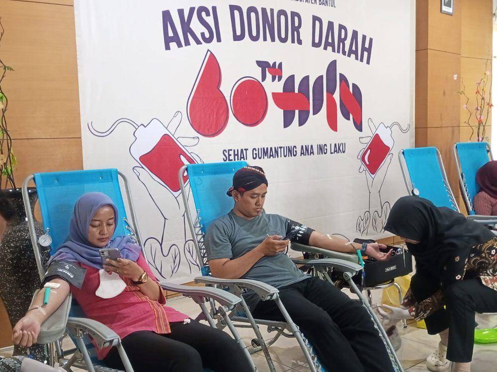 Aksi donor darah yang digelar oleh Dinas Kesehatan Bantul.(IDN Times/Daruwaskita)