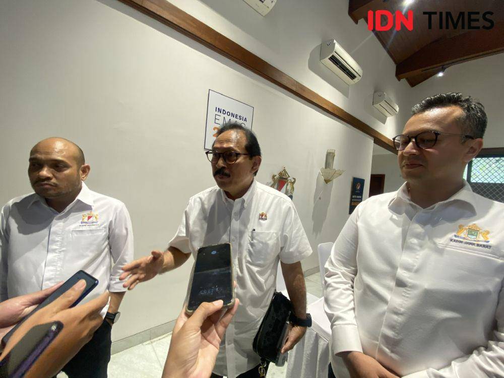 Konferensi pers Kadin terkait Muprov ilegal Kadin Jawa Barat di Jakarta, Kamis (7/11/2024). (IDN Times/Vadhia Lidyana)