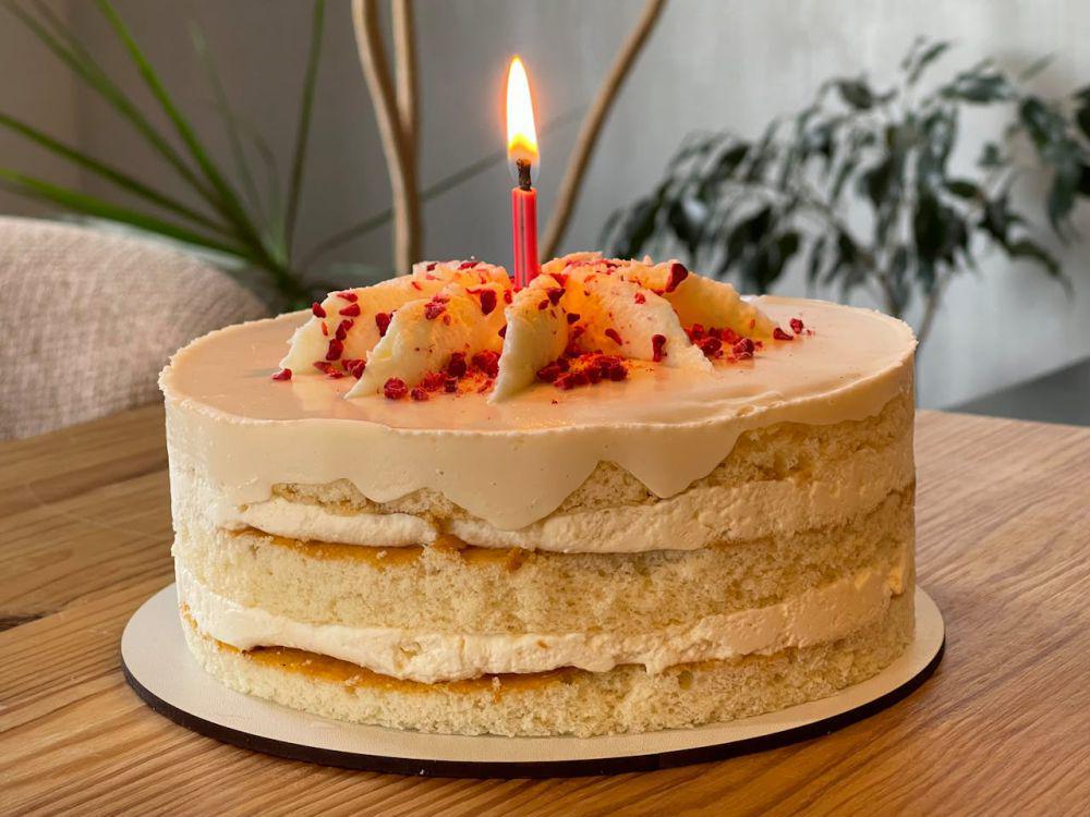 8 Inspirasi Kue Ulang Tahun Tanpa Oven, Tetap Spesial!