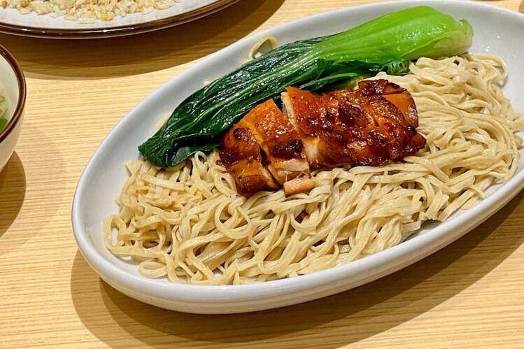 menu Mi Ayam Cha Siew BBQ (instagram.com/imperialkitchenid)