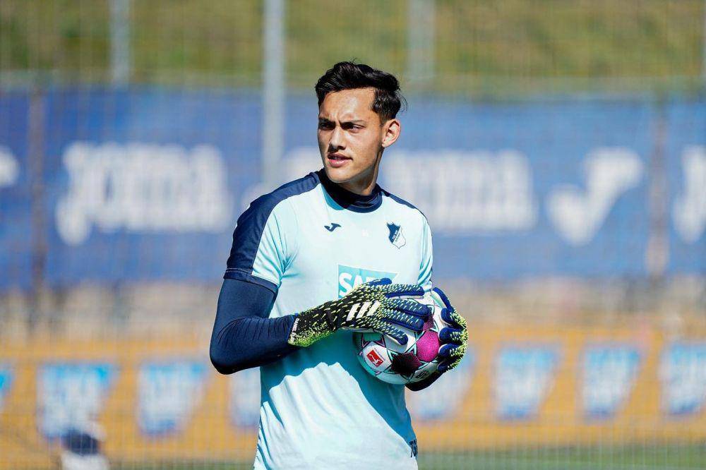 Daniel Klein, kiper FC Augsburg keturunan Indonesia (instagram.com/daniel.kleinn)