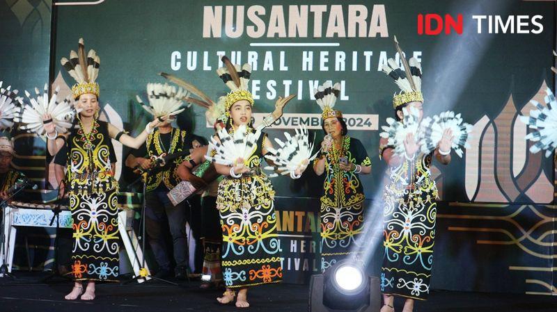 Kenali Lebih Dekat 6 Rumpun Suku Dayak di Pulau Borneo!