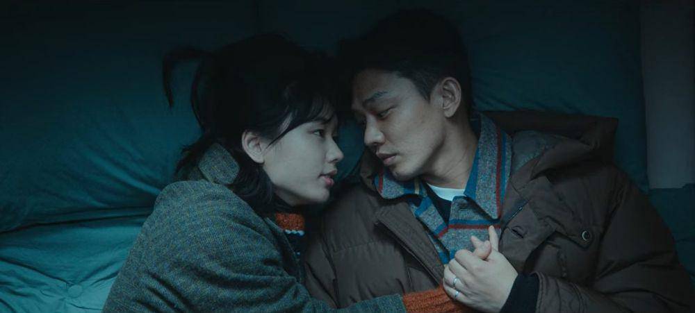 Ahn Eun Jin dan Yoo Ah In di drama Goodbye Earth (Dok. Netflix/Goodbye Earth)