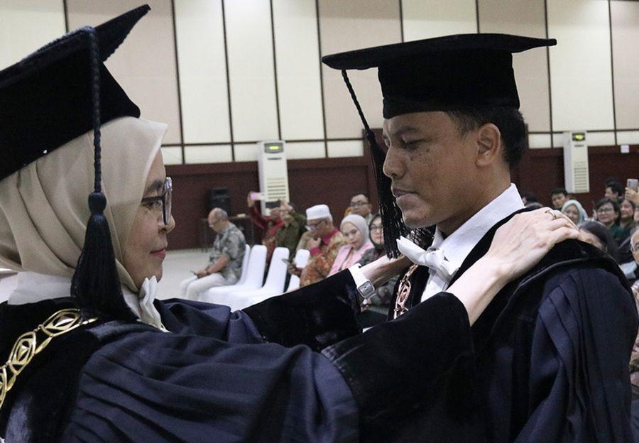 Itenas Kukuhkan Prof Tarsisius Jadi Guru Besar Tetap Bidang Konversi Energi