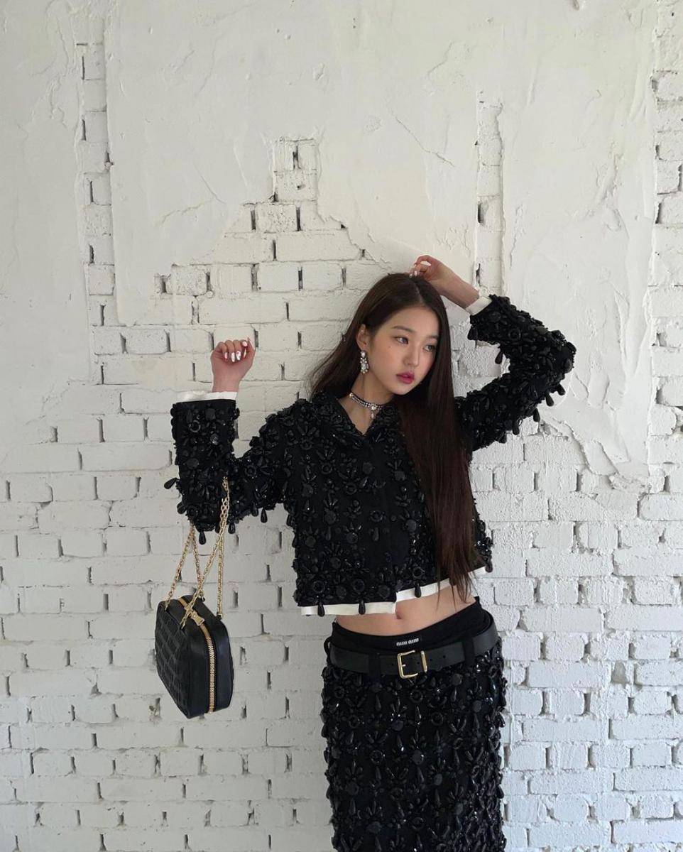 Wonyoung IVE (instagram.com/for_everyoung10)