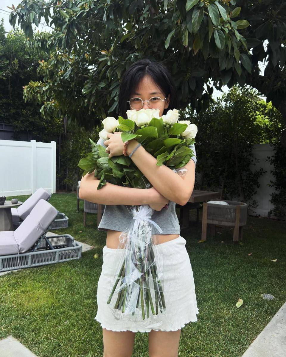 Wonyoung (instagram.com/for_everyoung10)