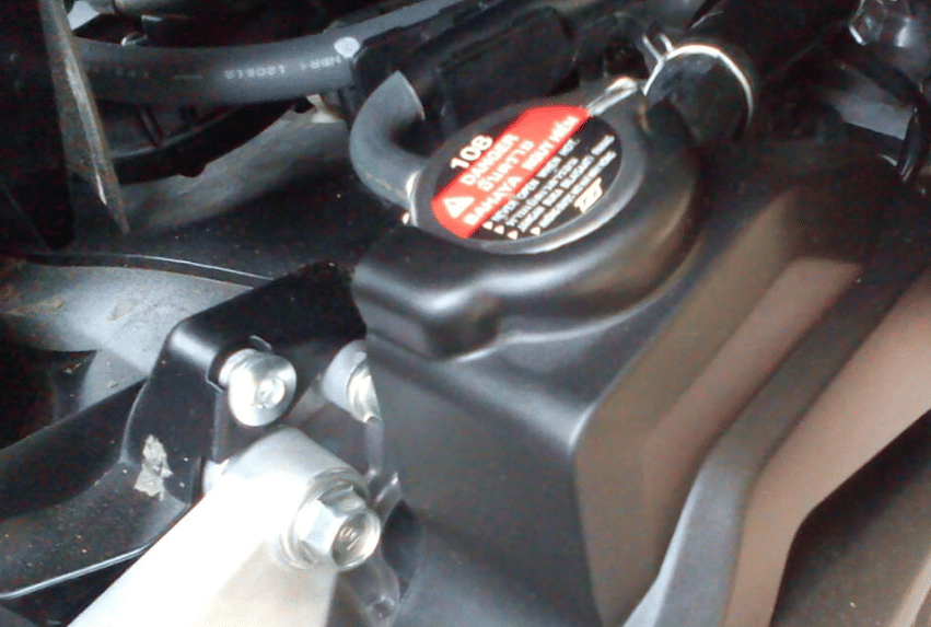 Ilustrasi radiator motor (wahanahonda.com)