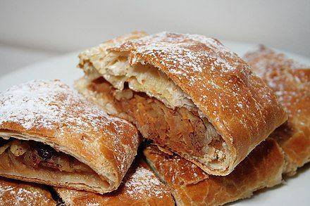 Ilustrasi Strudel (https://jv.wikipedia.org/wiki/Strudel)