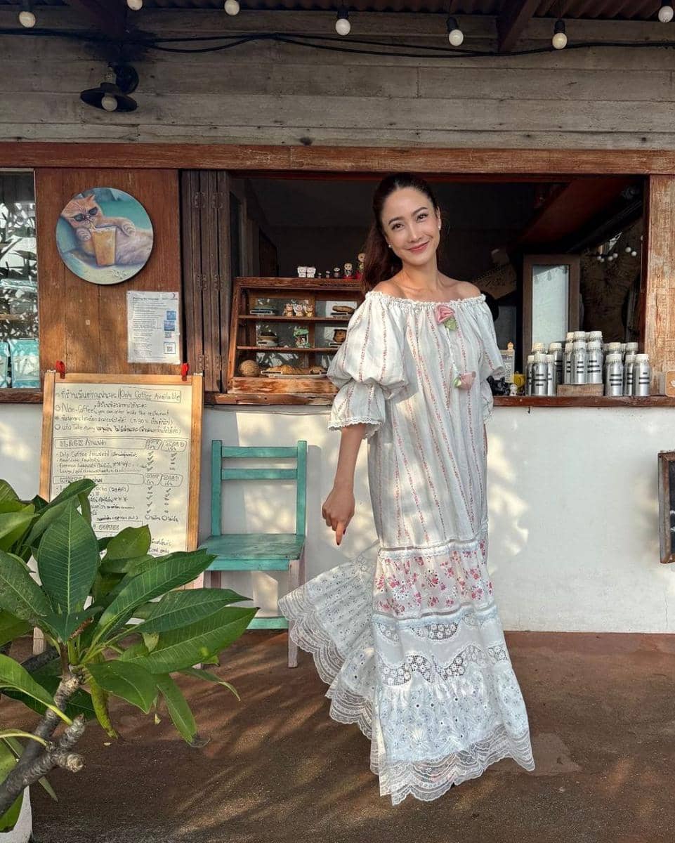 Taewaew Natapohn (instagram.com/taewaew_natapohn)