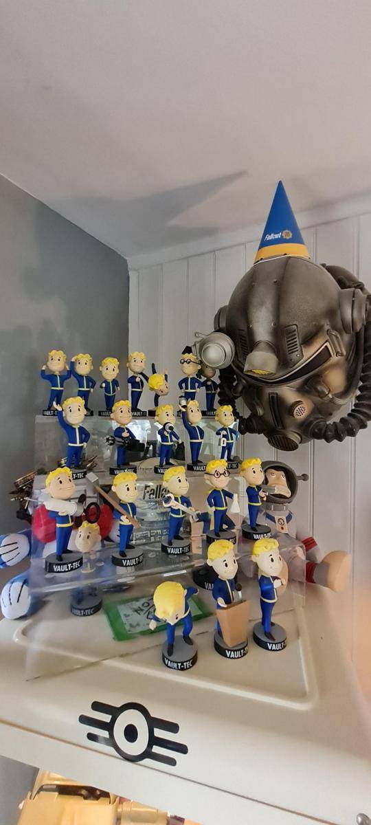potret koleksi Fallout (reddit.com/user/Majestic_Nothing_175)
