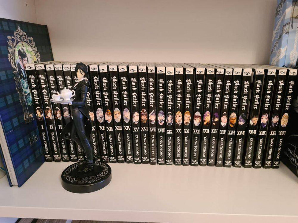 potret koleksi Black Butler (reddit.com/user/Stitch_lover7)