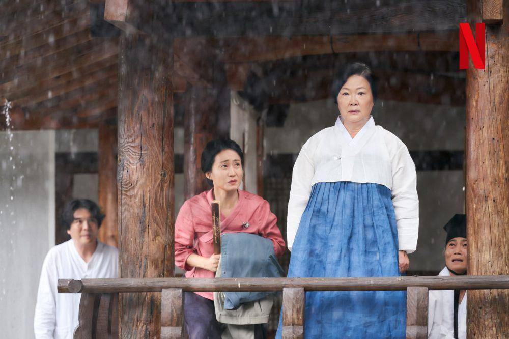 Kim Soo Jin dan Kim Hae Sook di Mr. Plankton (dok. Netflix/Mr. Plankton)