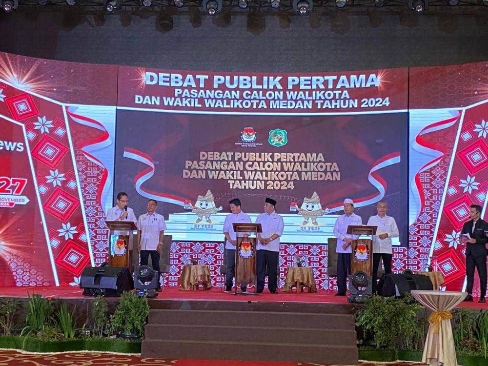Debat perdana Pilkada Medan 2024, Jumat (8/11/2024) malam (IDN Times/Indah Permata Sari)