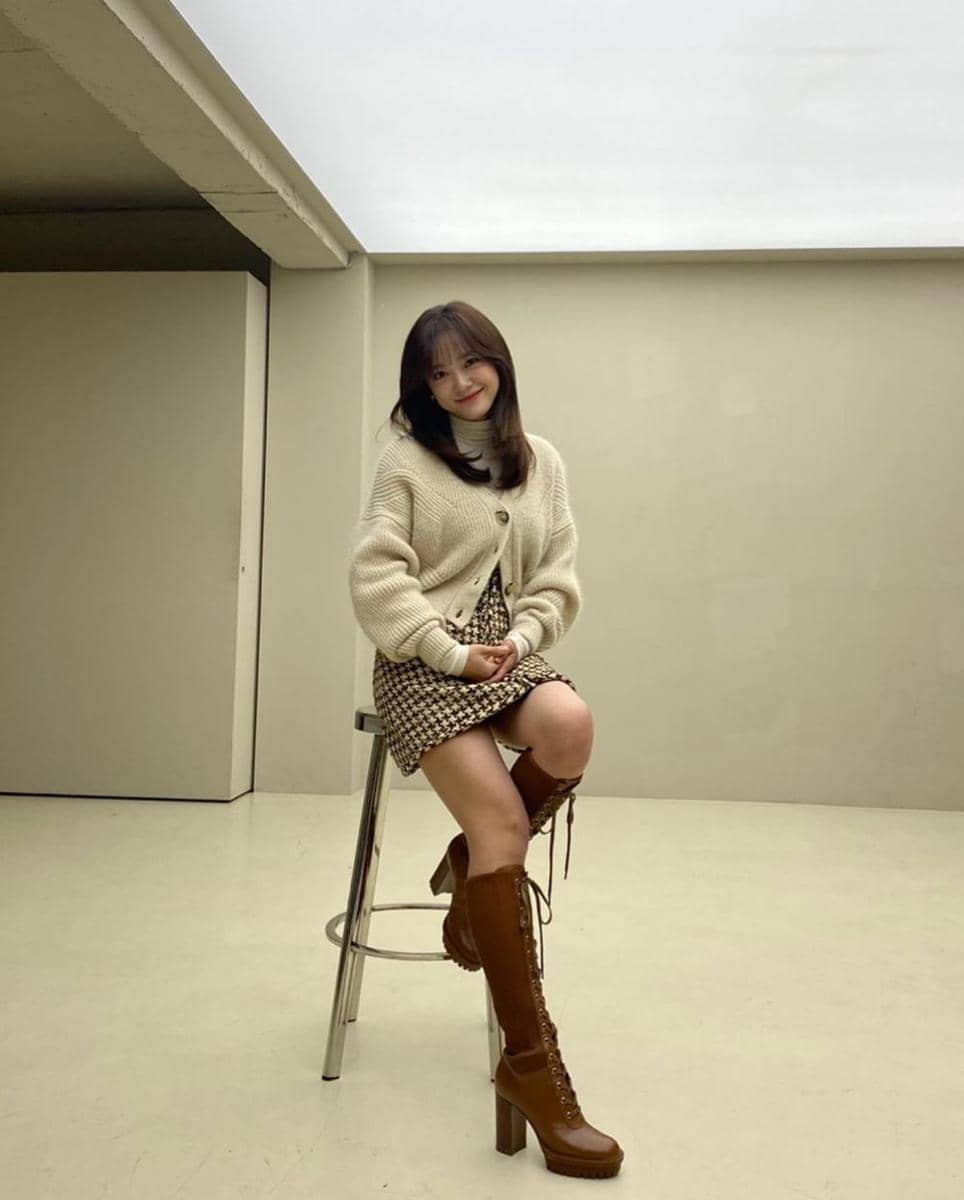 Kim Sejeong (instagram.com/clean_0828)