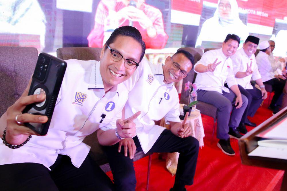 Rico-Zaki Dorong Pedagang Pasar Tradisional Melek Digitalisasi