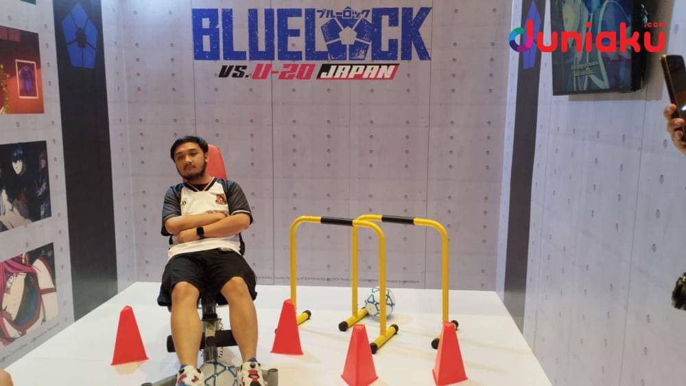 Foto dari area Blue Lock S2 di Indonesia Comic Con 2024, fotografer: Fahrul Nurullah, model: Meka Medina dari GGWP.ID. (Duniaku.com/Fahrul Nurullah)