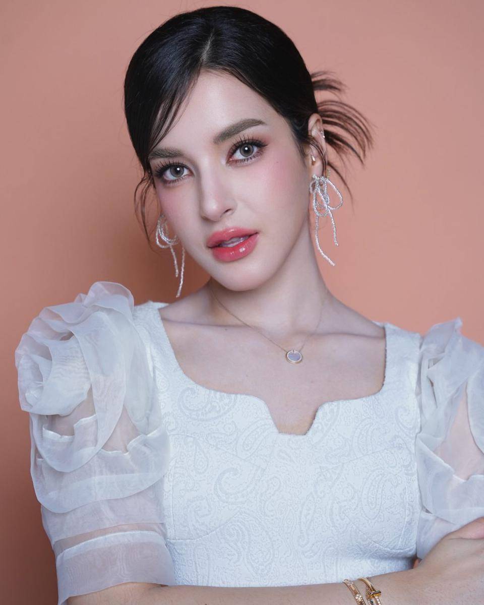 potret Tasya Farasya dengan make up Korean look (instagram.com/tasyafarasya)