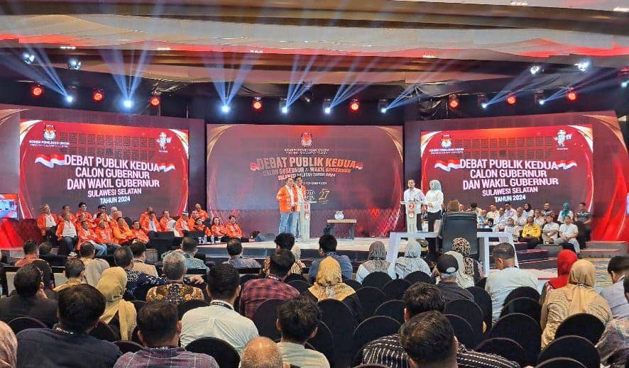 Suasana debat kedua palson gubernur dan wakil gubernur Sulsel di Hotel Claro Makassar, Minggu (10/11/2024) / IDN Times : Darsil Yahya